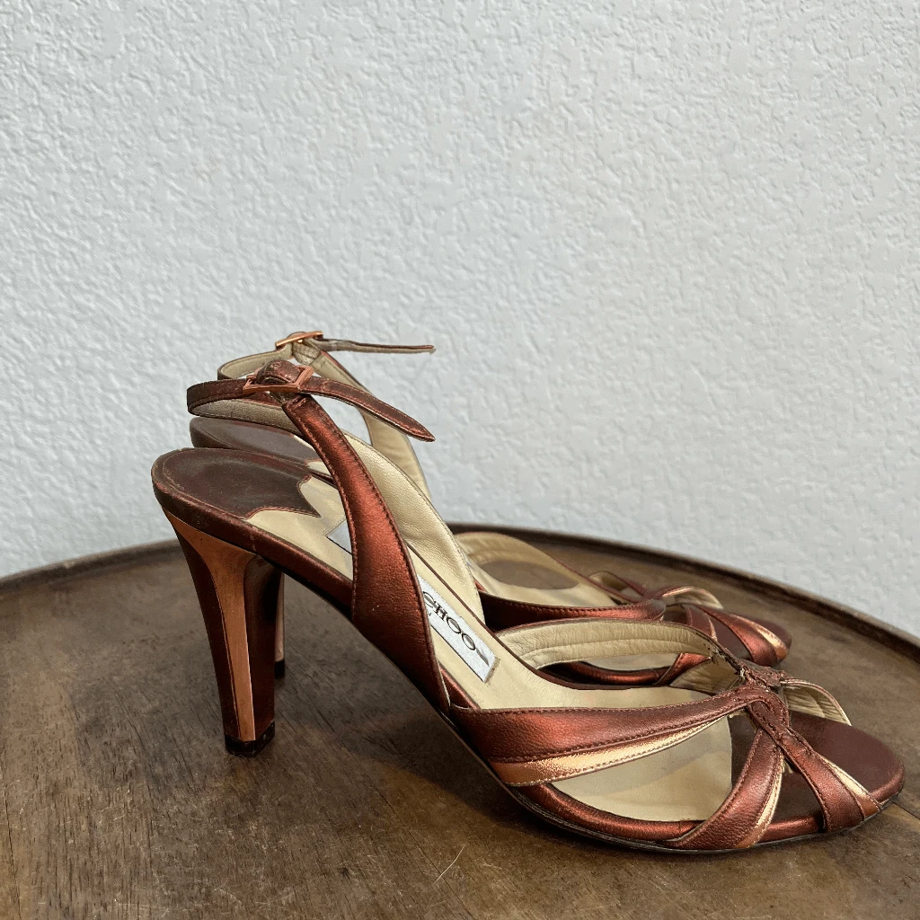 Jimmy Choo 金属铜露背 Leona 高跟鞋凉鞋女式 36 6 码-