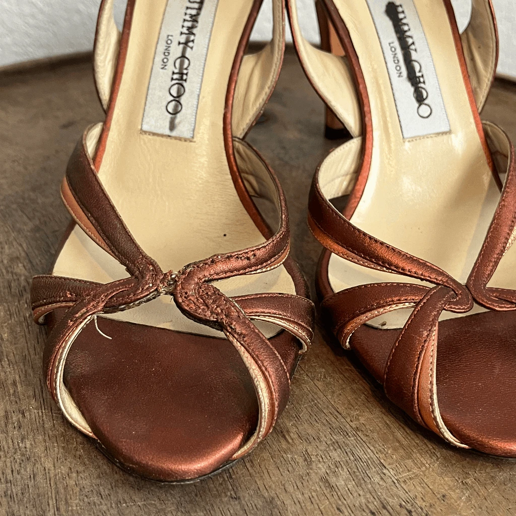 Jimmy Choo 金属铜露背 Leona 高跟鞋凉鞋女式 36 6 码-