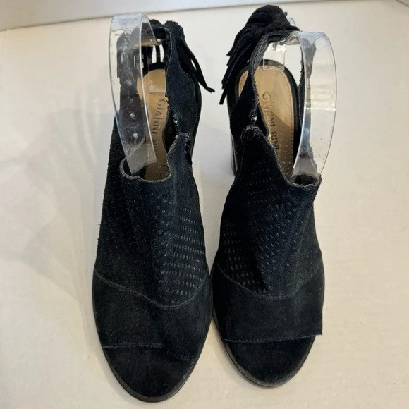 Gianni Bini 黑色 Hadwin 皮革麂皮绒穿孔露趾高跟鞋 7.5 M 码-