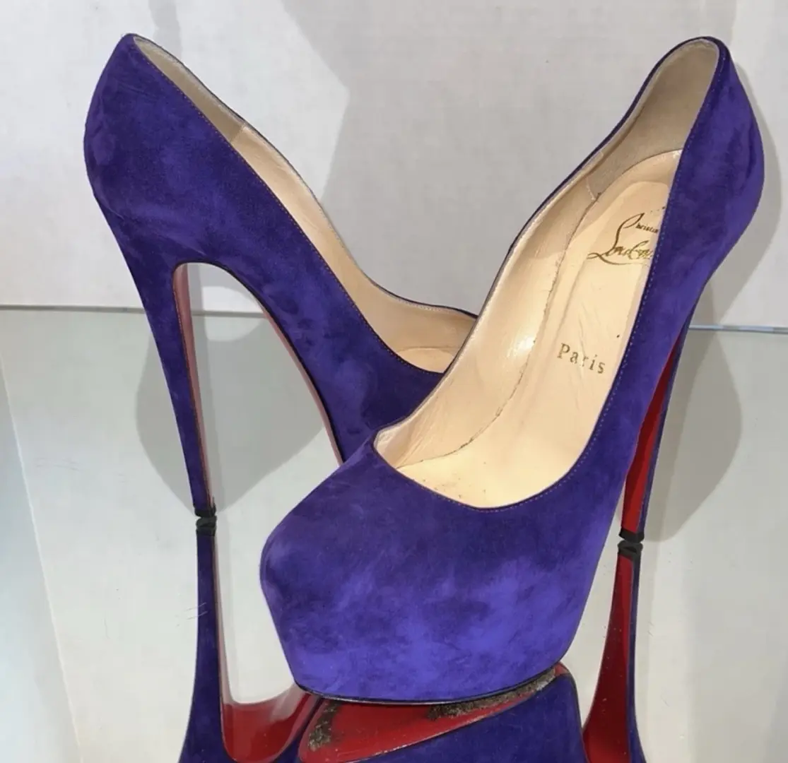 Christian Louboutin 紫色水仙厚底红底高跟鞋 39.5 码(美国 8.5 码)-