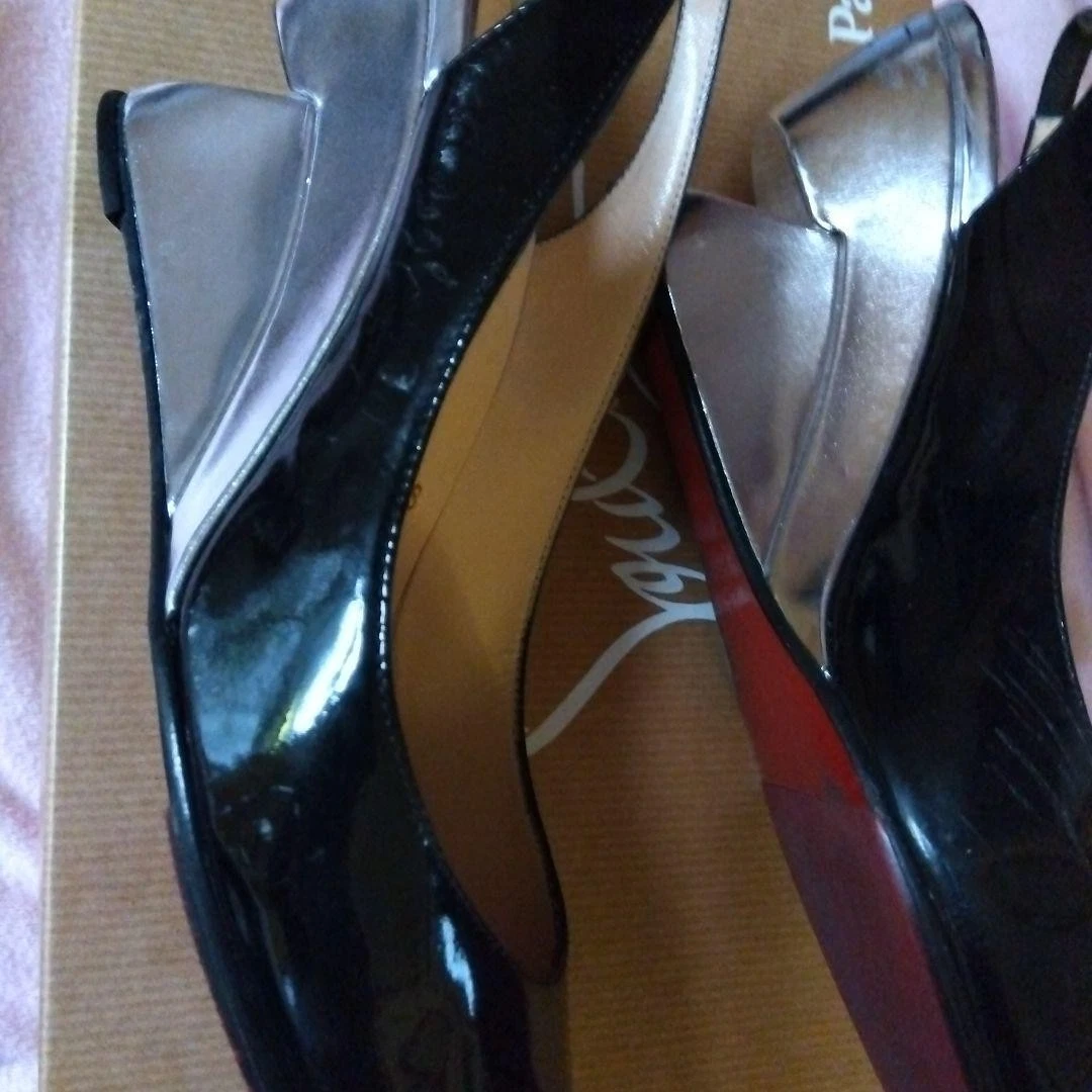 罕见 Christian Louboutin 黑色露跟高跟鞋金属鞋跟尺寸 EU37 / US7-