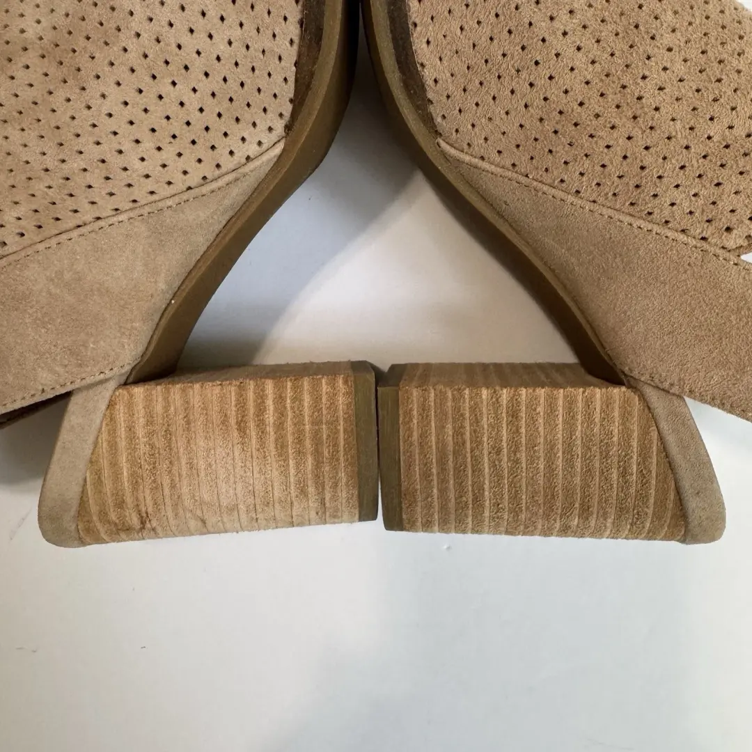 Cole Haan Callista OT 吊带芝麻穿孔麂皮绒凉鞋短靴高跟鞋 5B 盒-