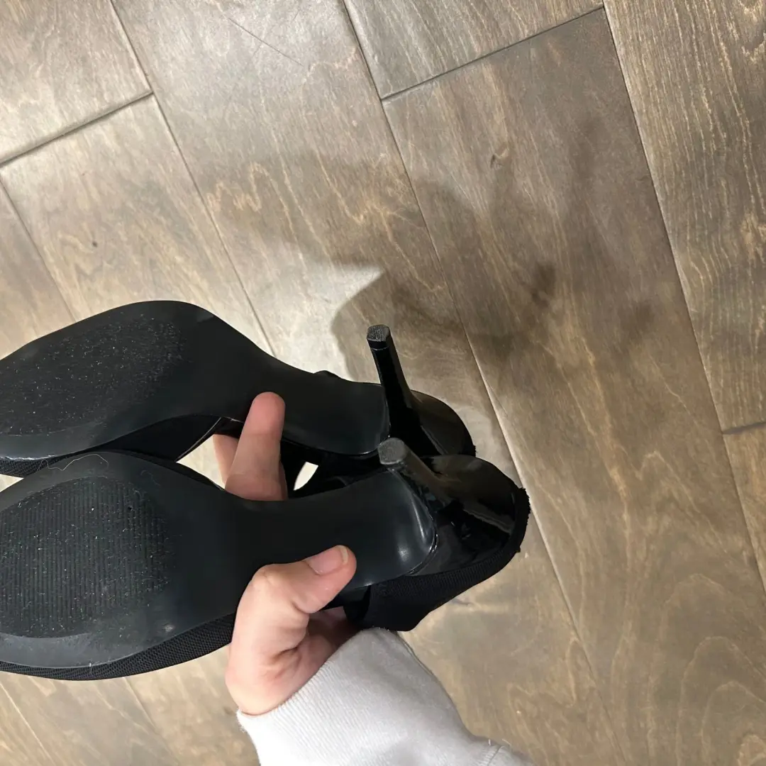 Nine West Garofalo 露趾连帽高跟鞋 7.5-