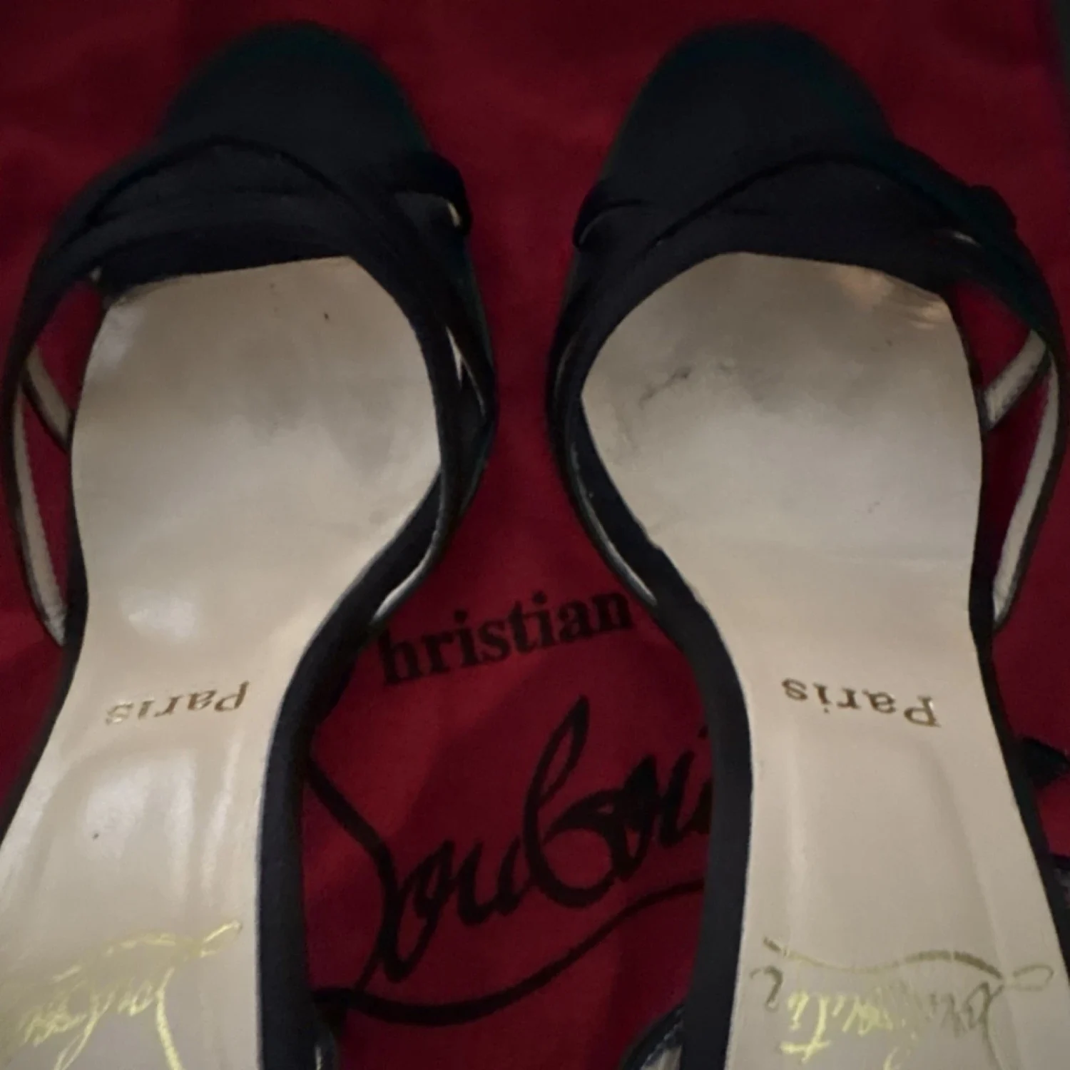 Christian Louboutin 黑色缎面绑带露趾踝带细高跟鞋 7.5-
