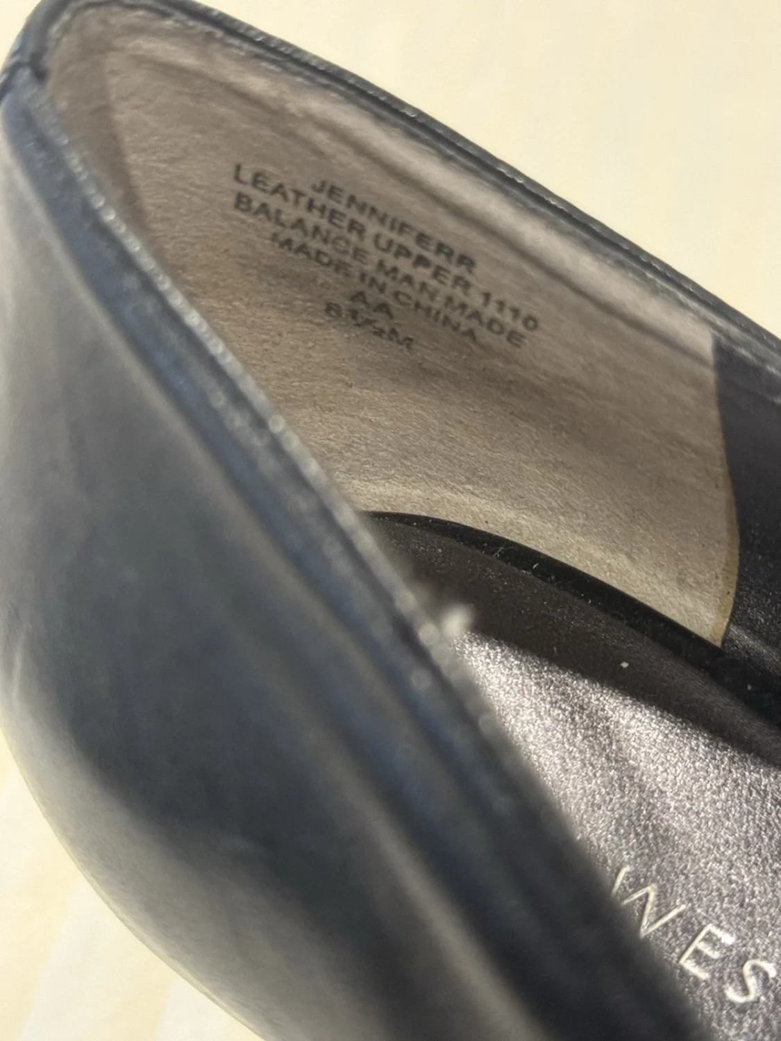 Nine West 女式黑色皮革懒人高跟鞋圆头纯色 8.5 M 码-