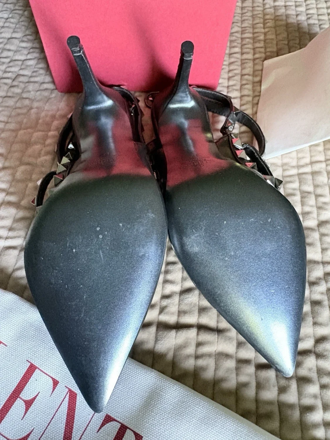 Valentino Rockstud 银色黑色高跟鞋 37 7-
