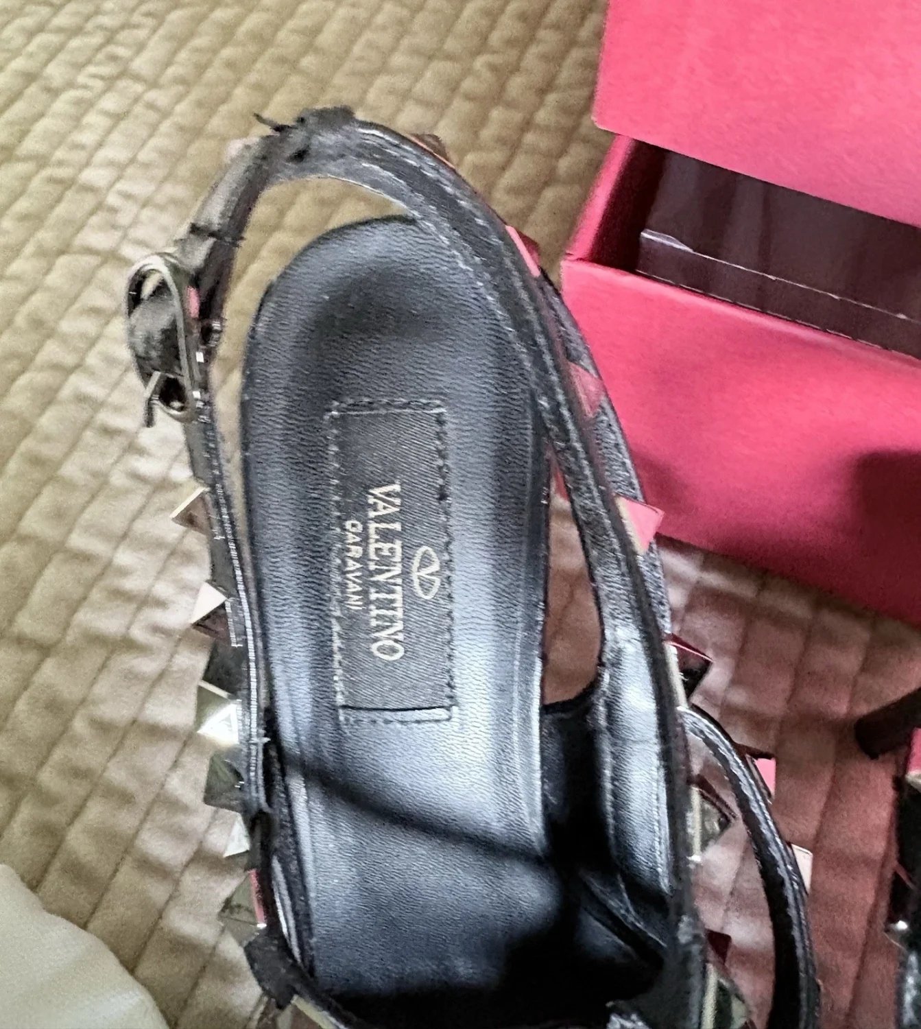 Valentino Rockstud 银色黑色高跟鞋 37 7-
