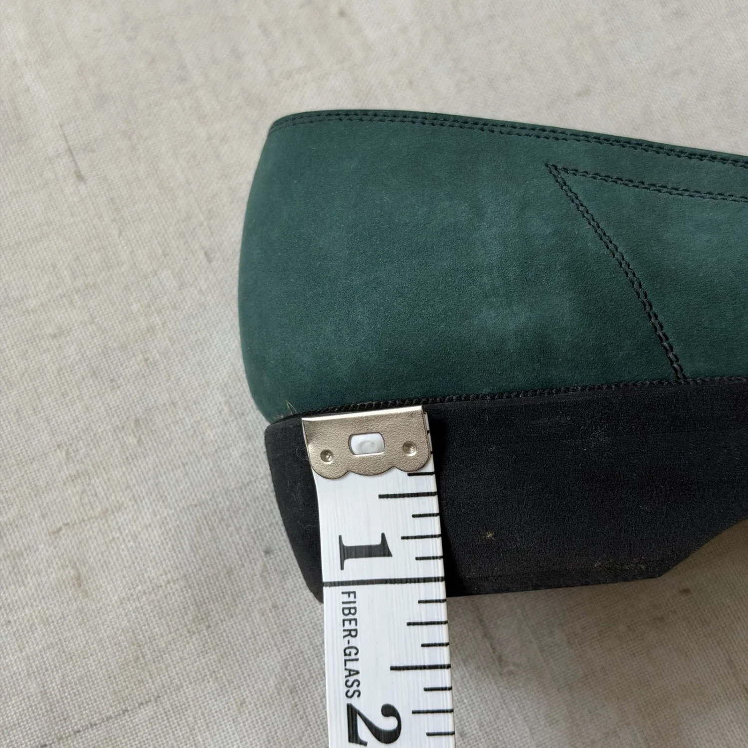 Salvatore Ferragamo 蓝绿色皮革系带泵 7.5 AAA Dark Academia Goblincore-