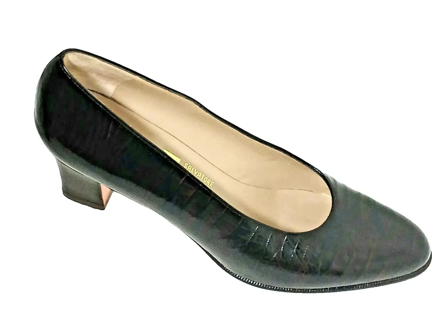 Ferragamo 深棕色鳄鱼浮雕 Leathe 高跟鞋 尺码 8 AA-