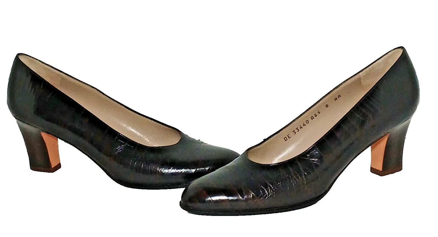 Ferragamo 深棕色鳄鱼浮雕 Leathe 高跟鞋 尺码 8 AA-