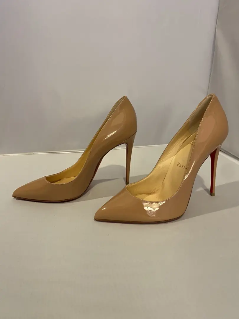 Christian Louboutin Kate 100 毫米鞋跟 - 腮红米色专利 38 EU/8 US-