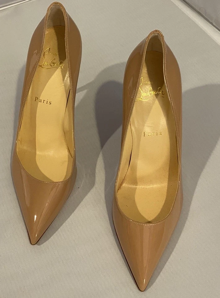 Christian Louboutin Kate 100 毫米鞋跟 - 腮红米色专利 38 EU/8 US-