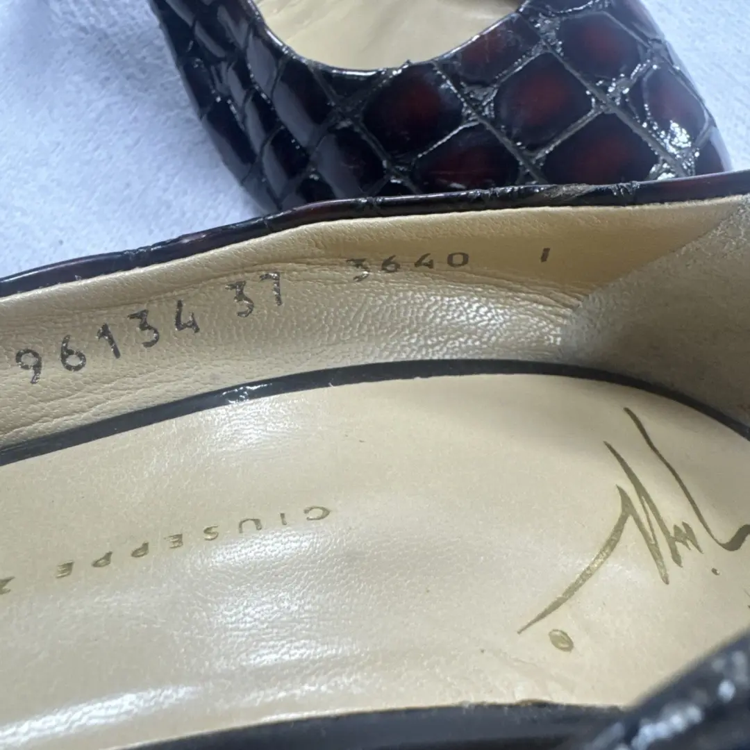 Giuseppe Zanotti 女式棕色鳄鱼浮雕细高跟鞋 37/Us5.5 码 -