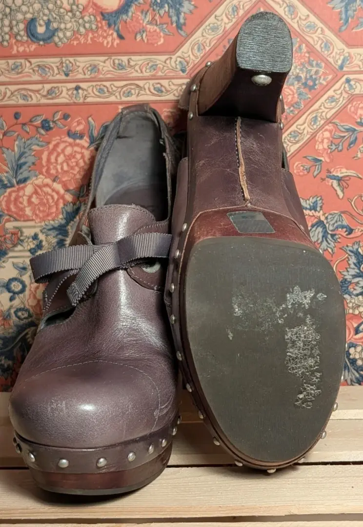 UGG Celestina 皮革铆钉厚底高跟鞋带剪绒鞋垫 11 码 EU 42-