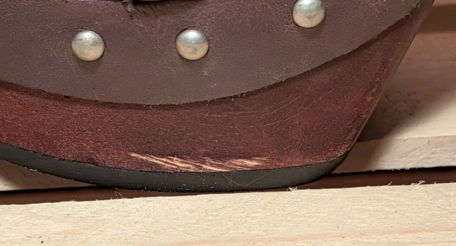 UGG Celestina 皮革铆钉厚底高跟鞋带剪绒鞋垫 11 码 EU 42-