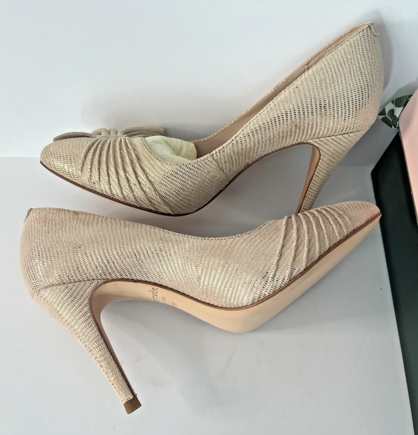 Kate Spade Alessia Ruffle 高跟鞋腮红女式 6.5 码-