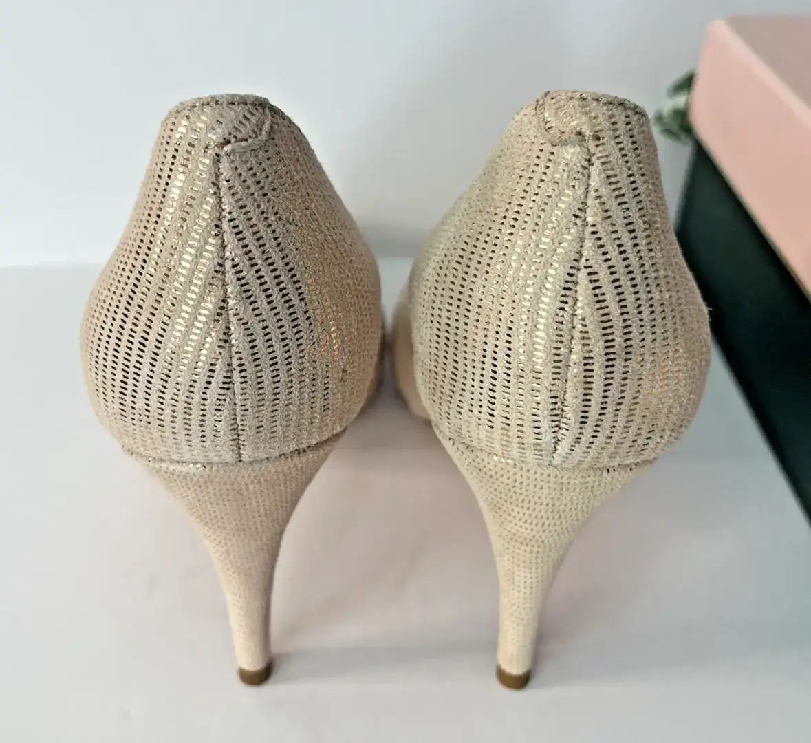 Kate Spade Alessia Ruffle 高跟鞋腮红女式 6.5 码-
