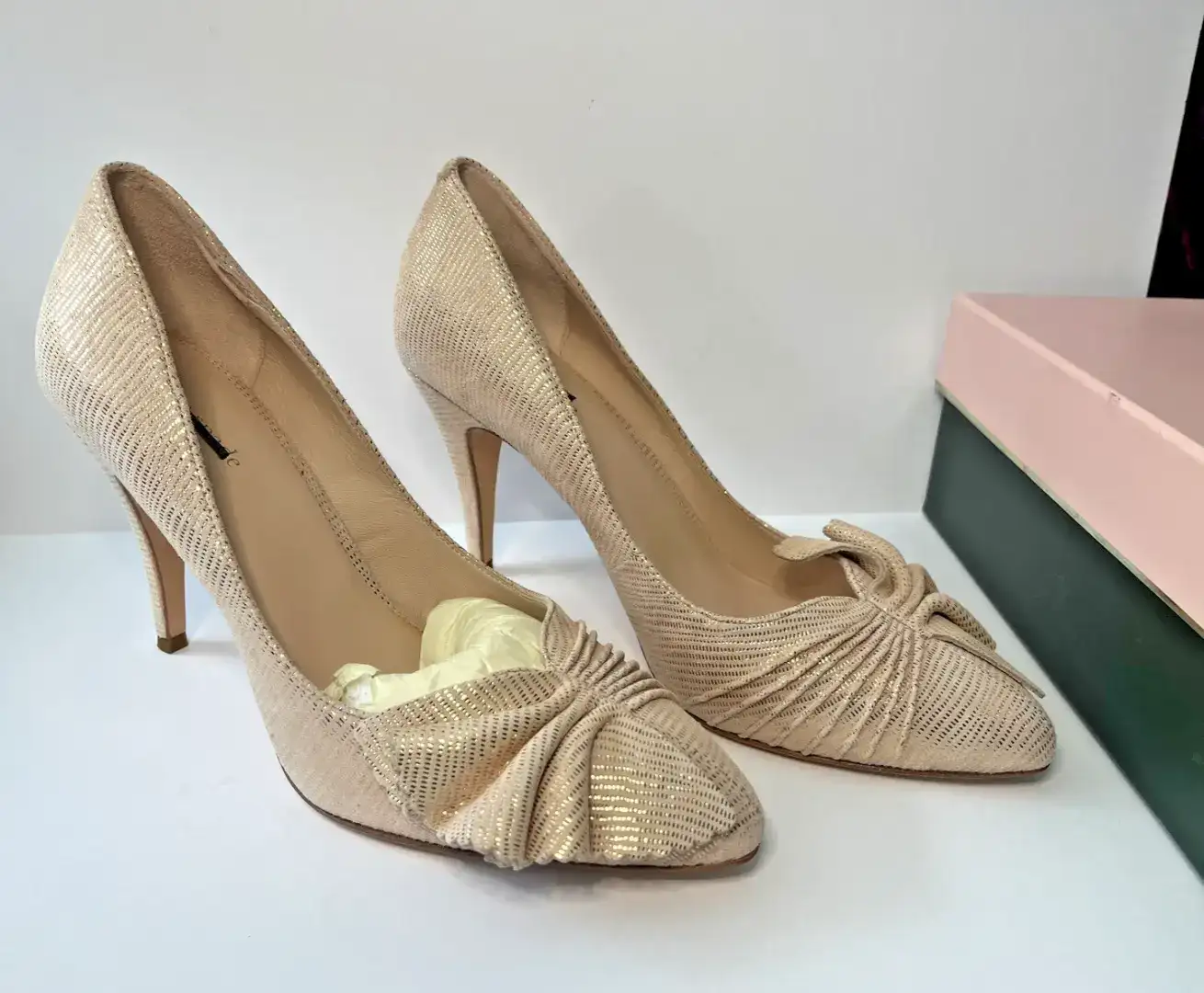 Kate Spade Alessia Ruffle 高跟鞋腮红女式 6.5 码-