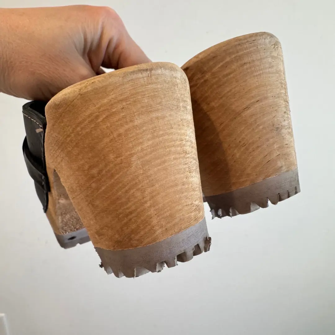 MIA Elsa 瑞典木屐黑色皮革木制厚底穆勒鞋女式 36-
