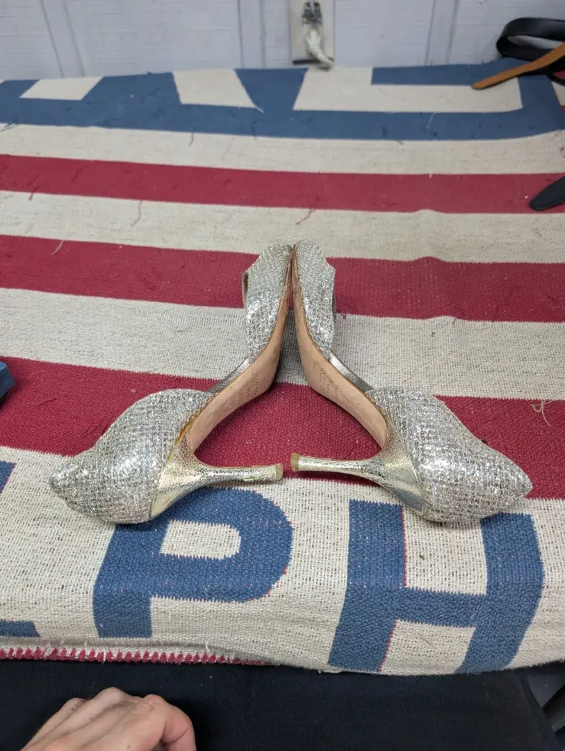 Jimmy Choo 香槟银色闪光露趾 D'Orsay 高跟鞋 37.5 -