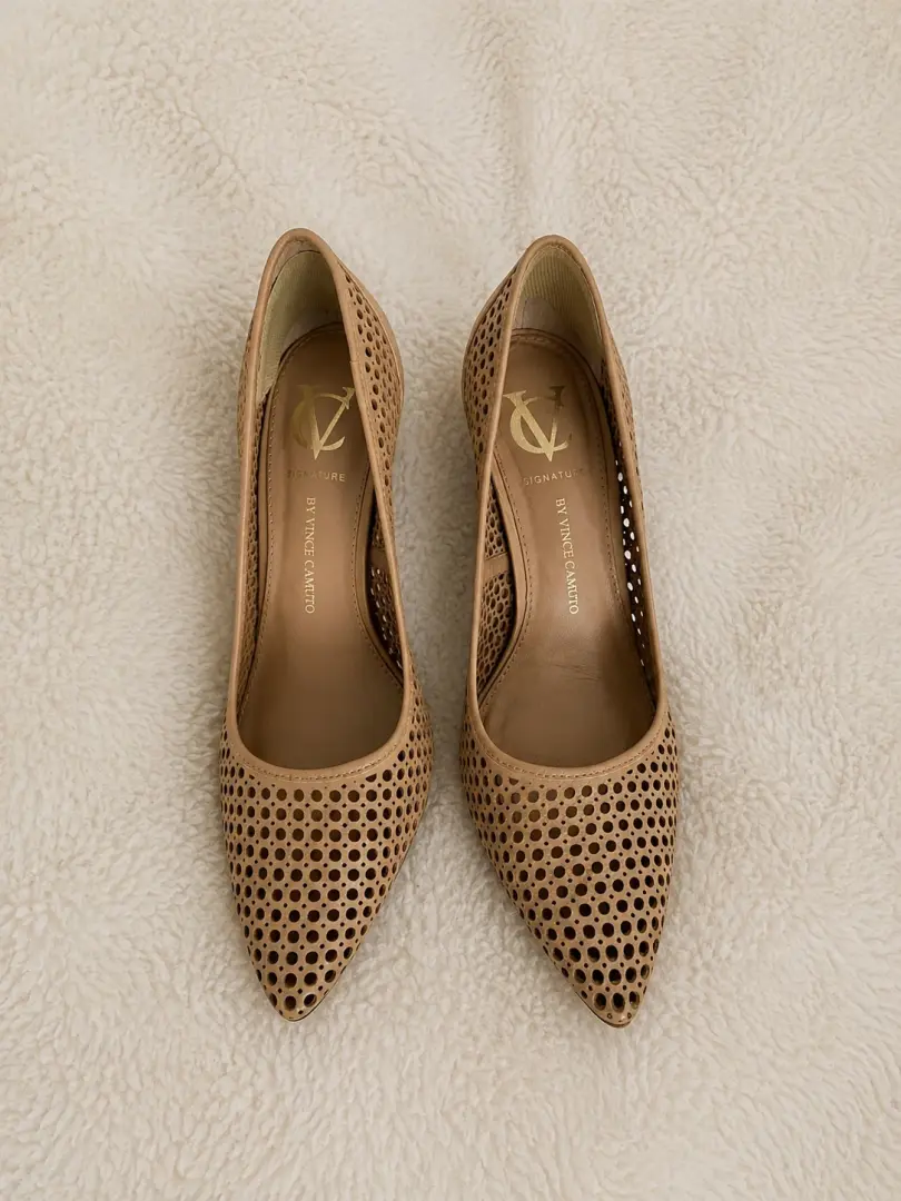 VC Signature Caila穿孔泵-