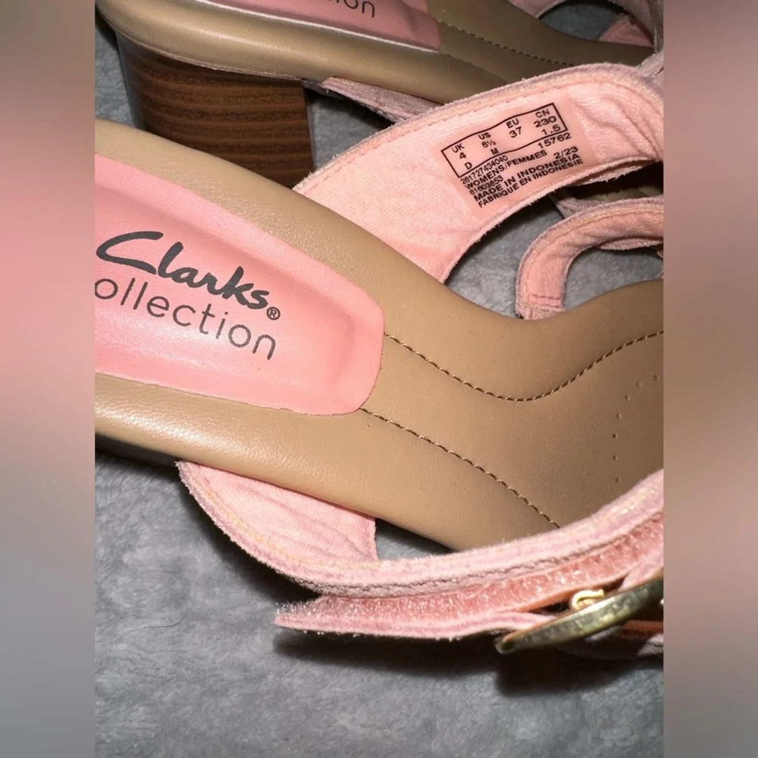 Clarks 高跟拖鞋凉鞋 Desirae Palm 粉色麂皮绒 6.5 码-