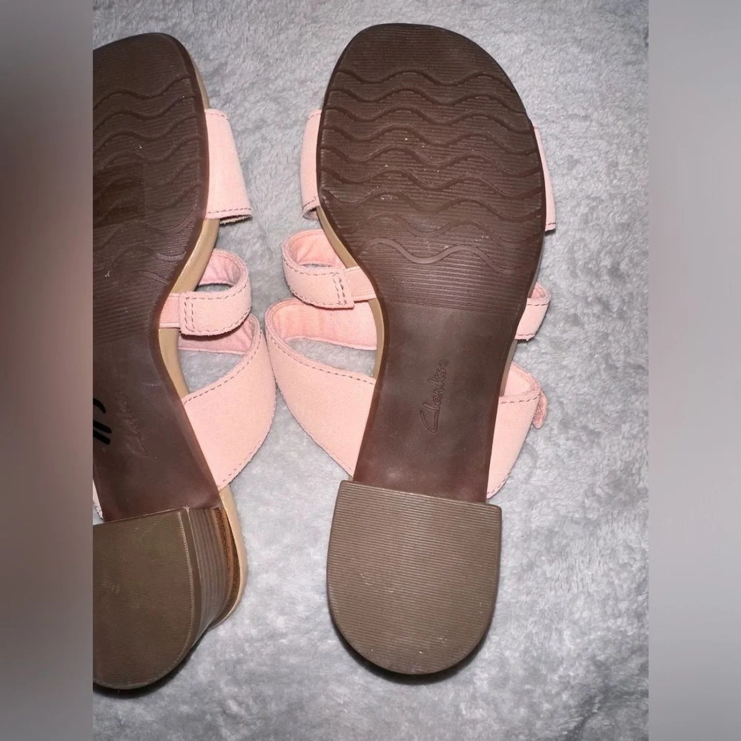 Clarks 高跟拖鞋凉鞋 Desirae Palm 粉色麂皮绒 6.5 码-