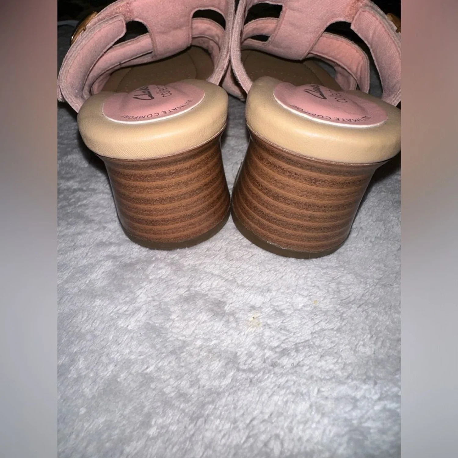 Clarks 高跟拖鞋凉鞋 Desirae Palm 粉色麂皮绒 6.5 码-