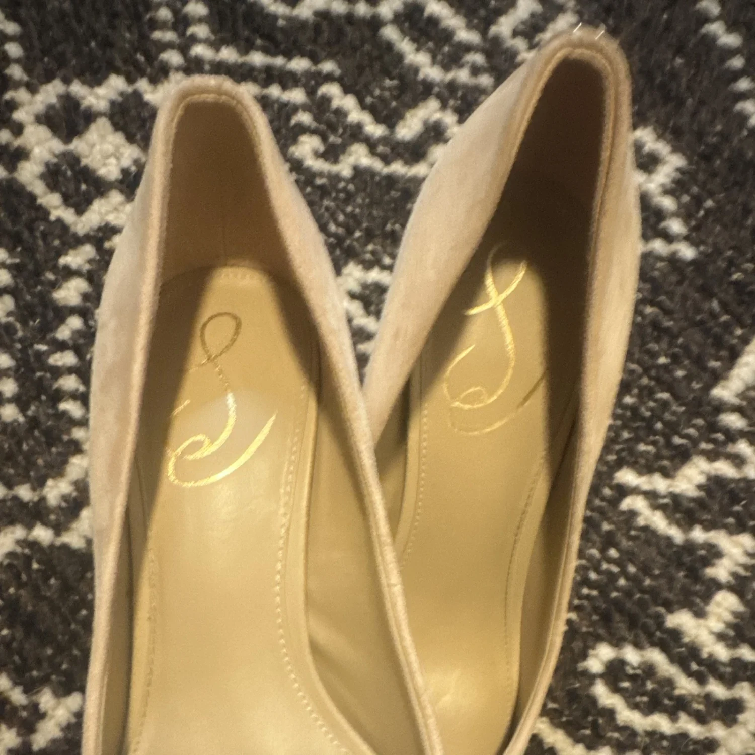 Sam Edelman 女式麂皮绒高跟鞋懒人尖头米色标志口音 US 7-