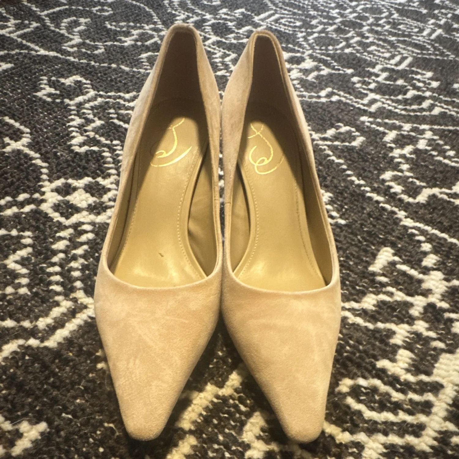 Sam Edelman 女式麂皮绒高跟鞋懒人尖头米色标志口音 US 7-