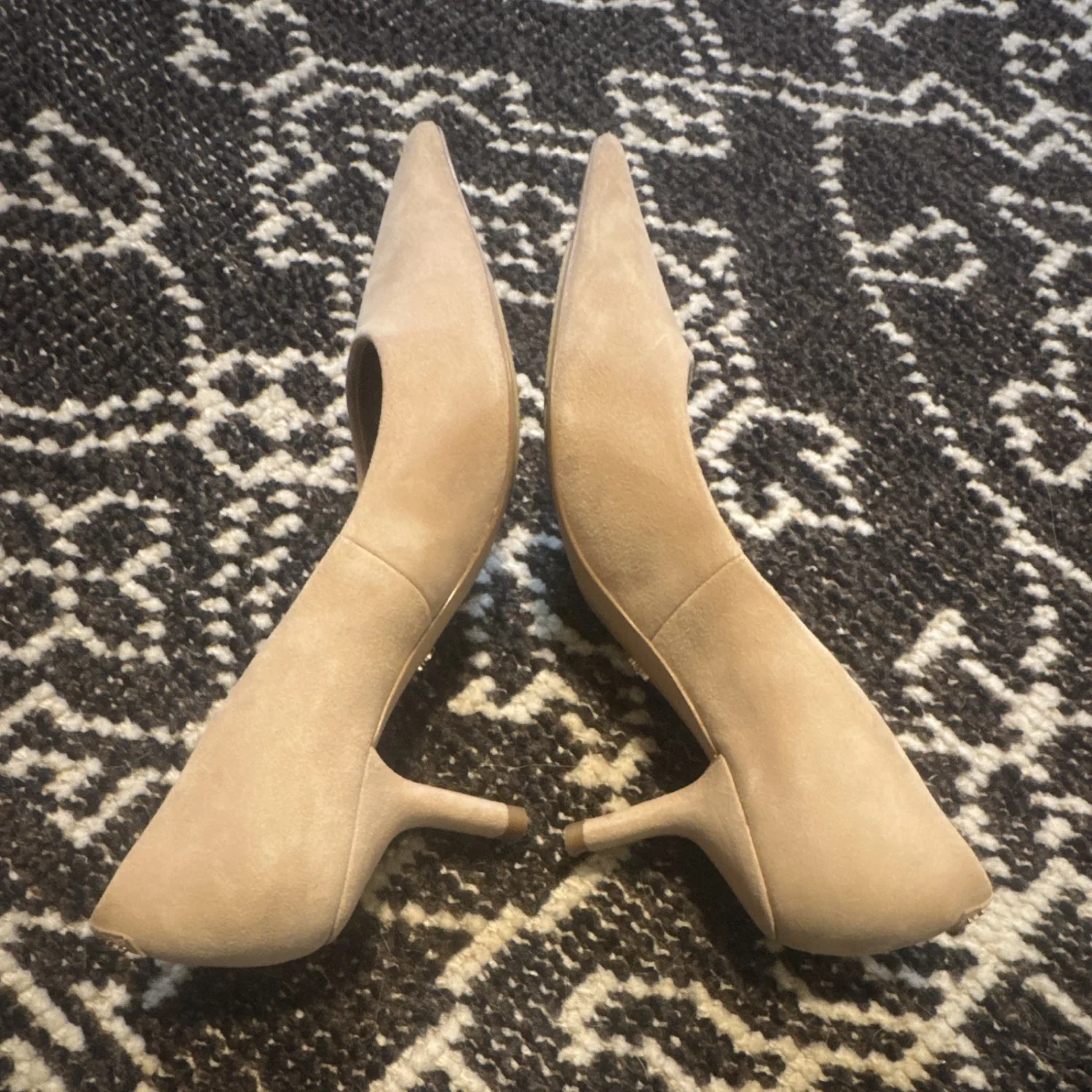 Sam Edelman 女式麂皮绒高跟鞋懒人尖头米色标志口音 US 7-