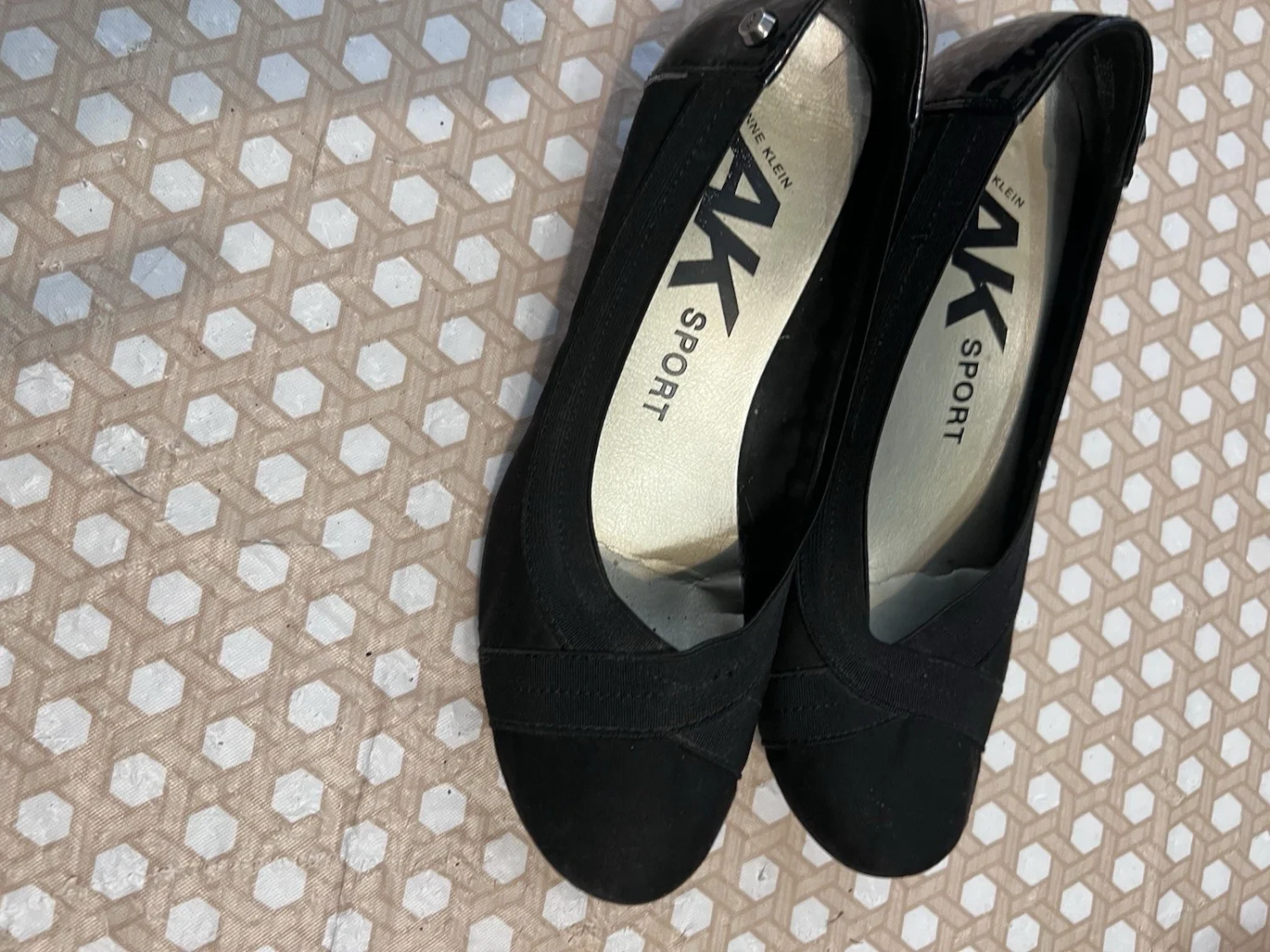 女式 Anne Klein 运动 (AK) 尺码 6.5M 黑色楔形高跟鞋-