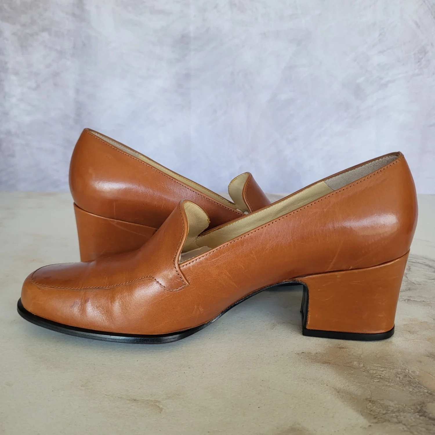 Bally NINNA 焦糖高跟乐福鞋皮革女式 5 码-