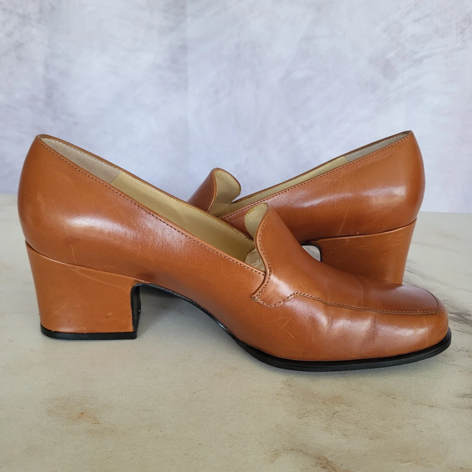 Bally NINNA 焦糖高跟乐福鞋皮革女式 5 码-