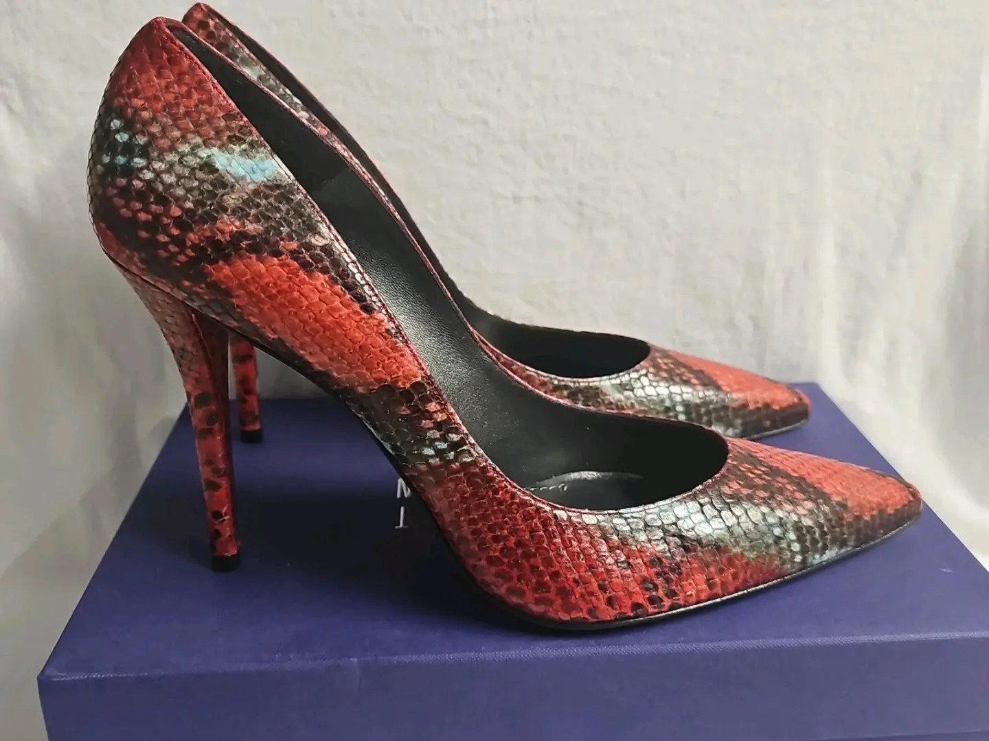 Stuart Weitzman Naughty 系列尺寸 12W Carni Painted Python - 华丽 -
