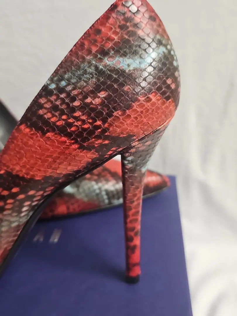 Stuart Weitzman Naughty 系列尺寸 12W Carni Painted Python - 华丽 -