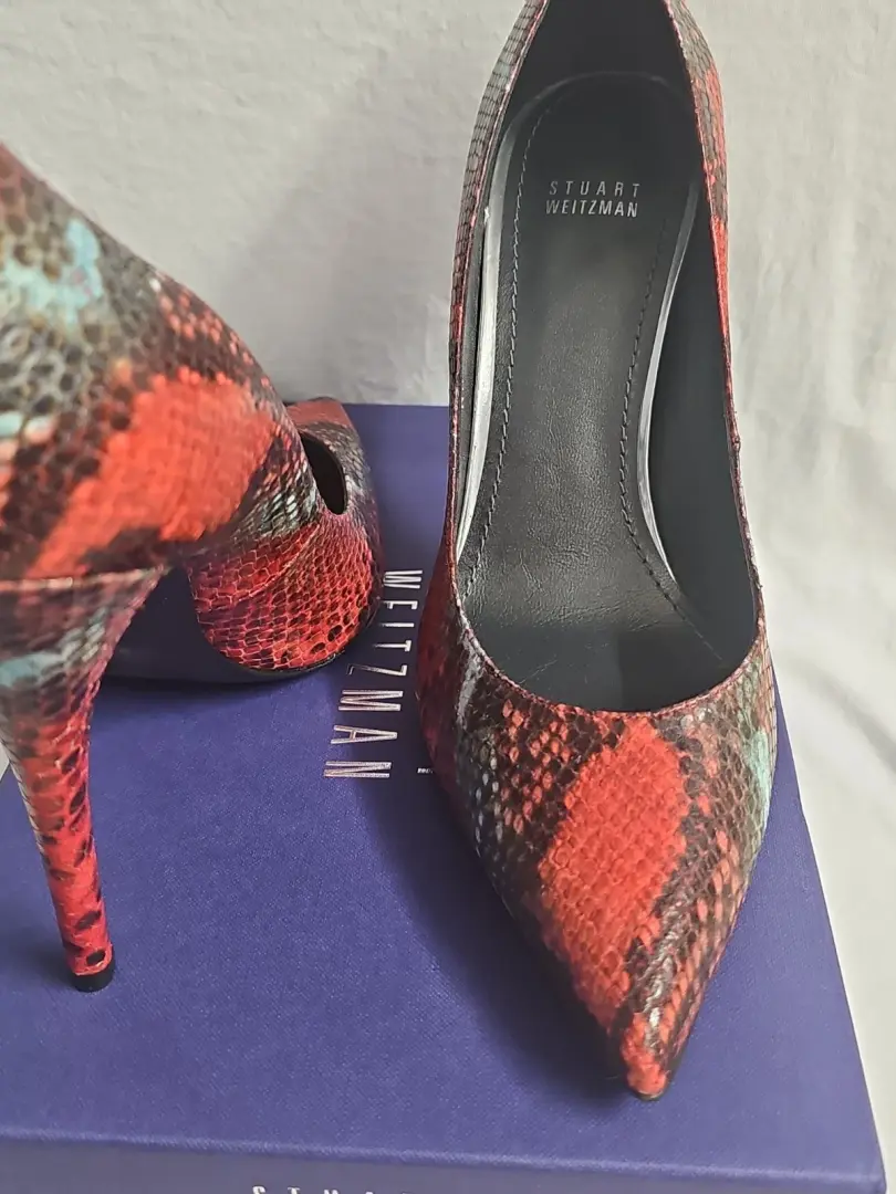 Stuart Weitzman Naughty 系列尺寸 12W Carni Painted Python - 华丽 -