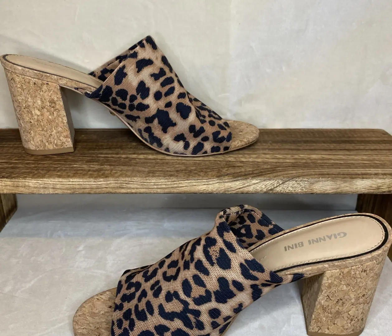 GIANNI BINI Sylarr 豹纹高跟鞋软木粗跟网眼懒人凉鞋 8 码。 5-