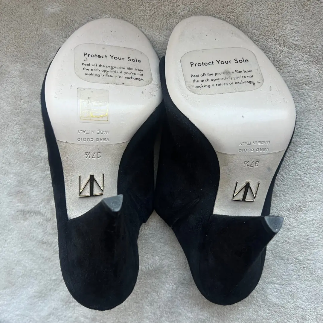 Tamara Mellon Kendra 黑色麂皮绒露趾骡子凉鞋高跟鞋女式 7 EU 37.5 别致-