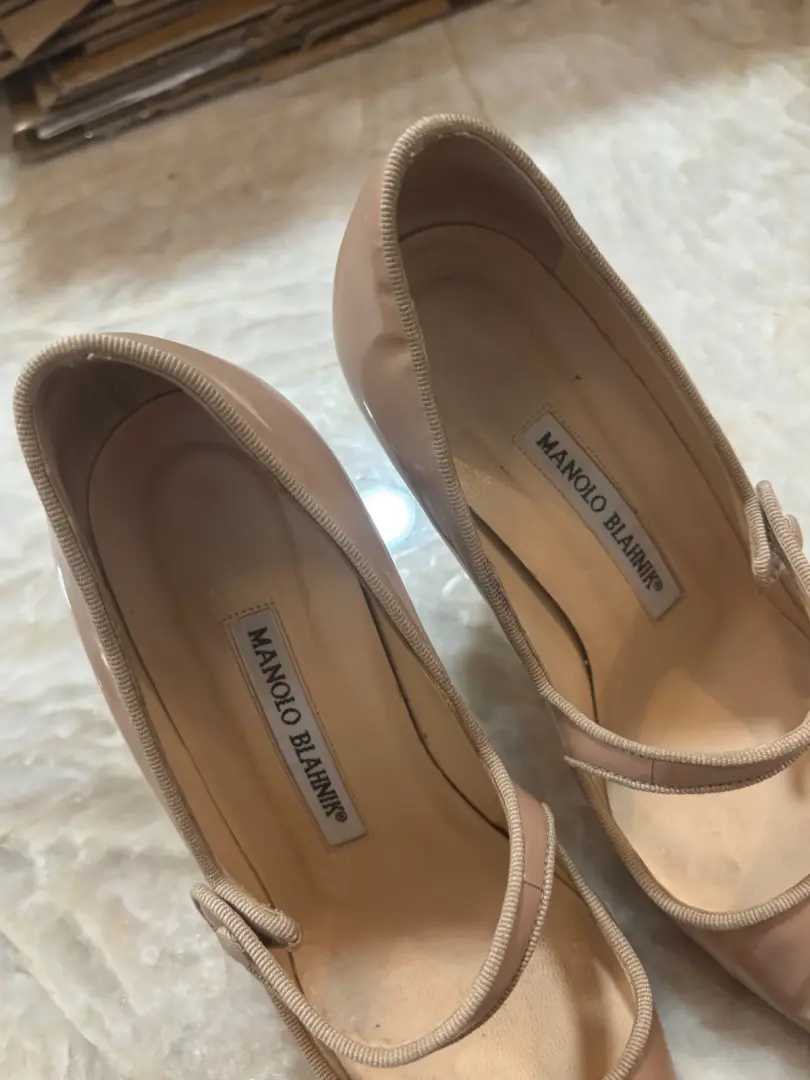 Manolo Blahnik Campari 36 裸色漆皮 Mary Jane 尖头高跟鞋-