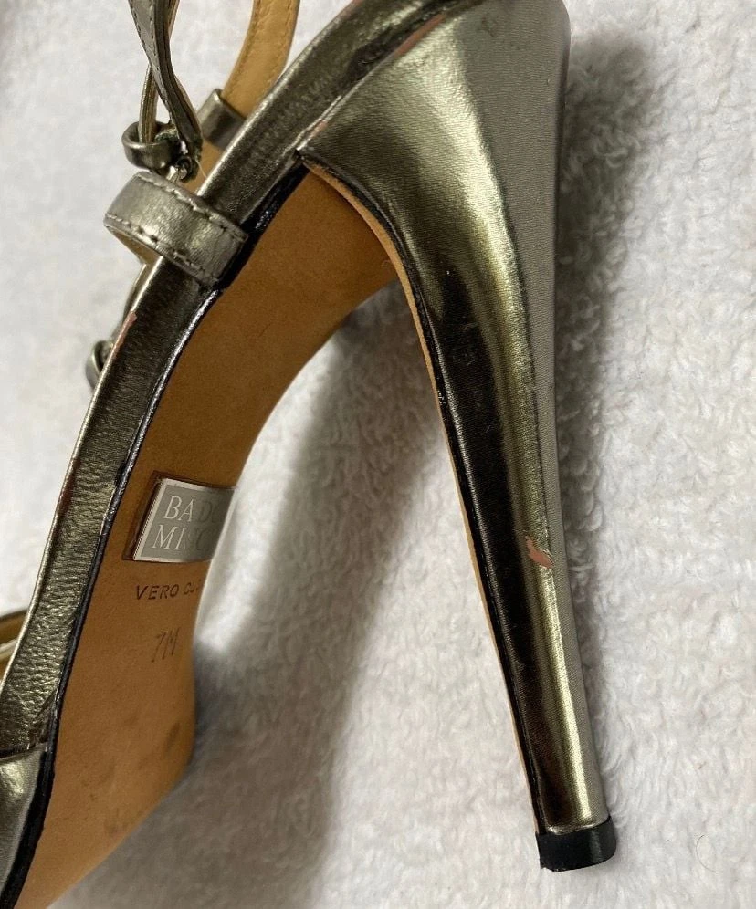 Badgley Mischka 金属青铜结 T 型带高跟鞋 7M 码-