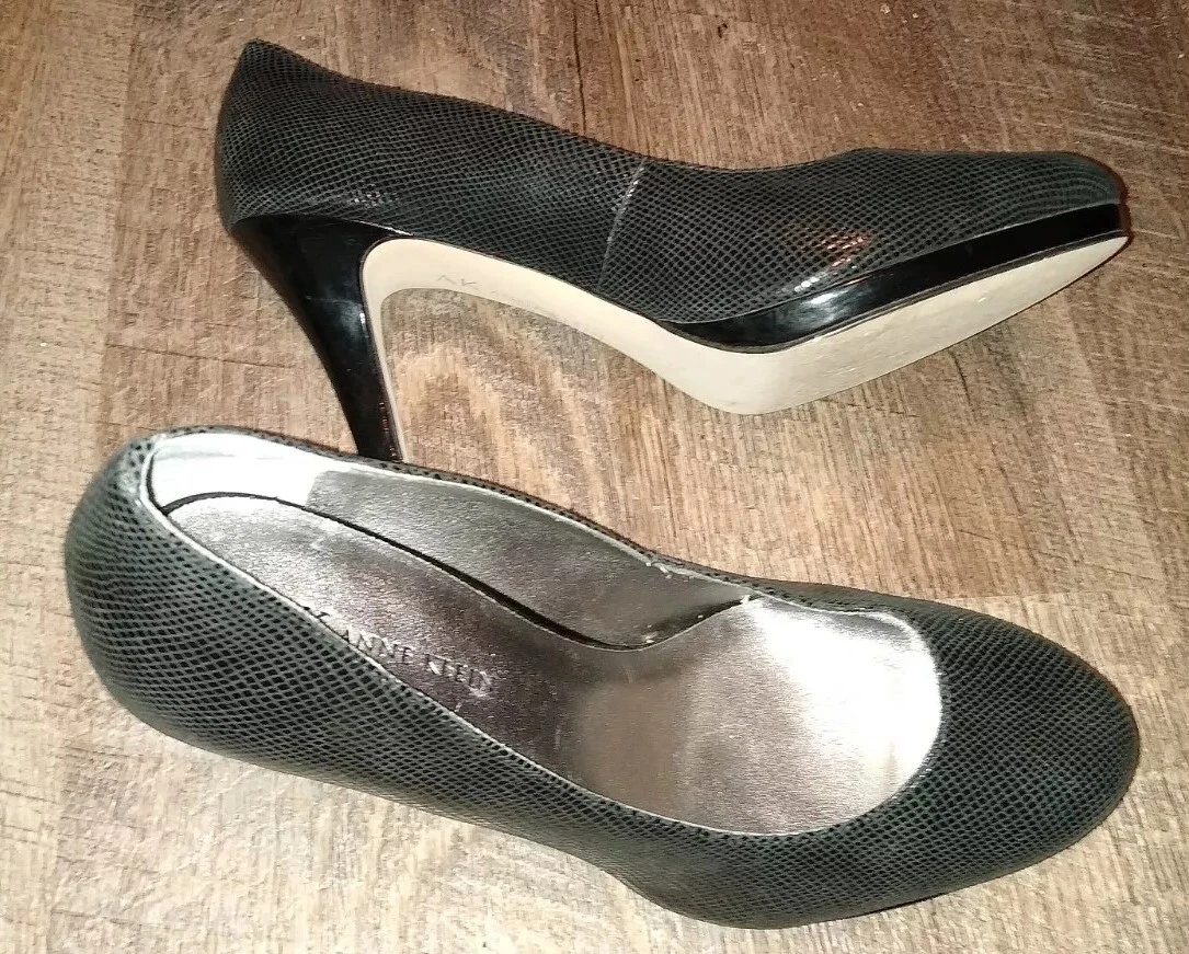 AK Anne Klein Wystere 黑色爬行动物皮革厚底高跟鞋 7.5 M-
