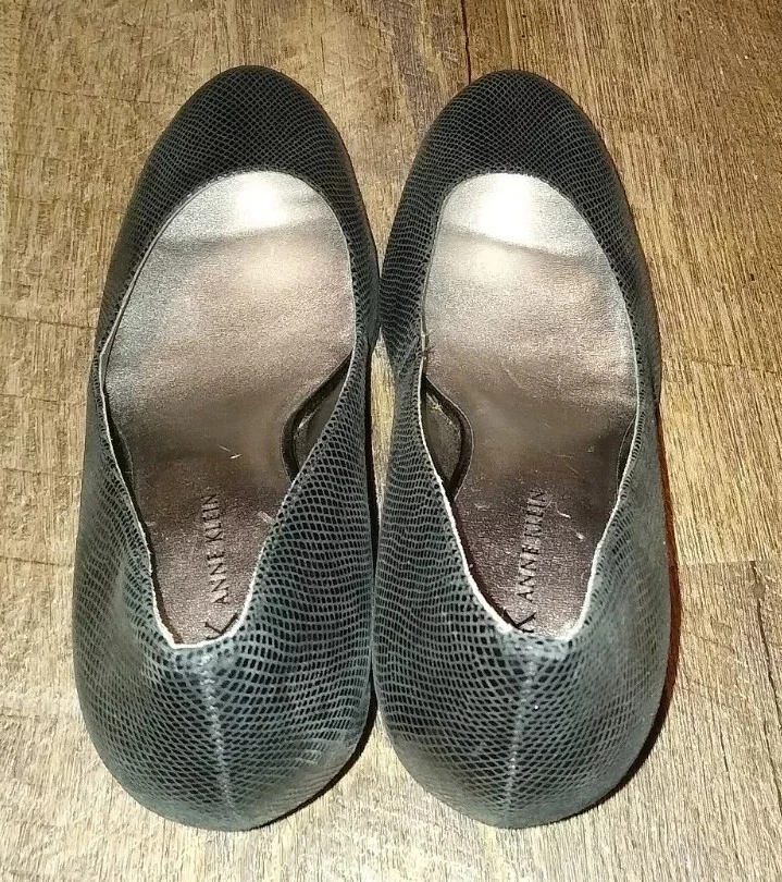 AK Anne Klein Wystere 黑色爬行动物皮革厚底高跟鞋 7.5 M-