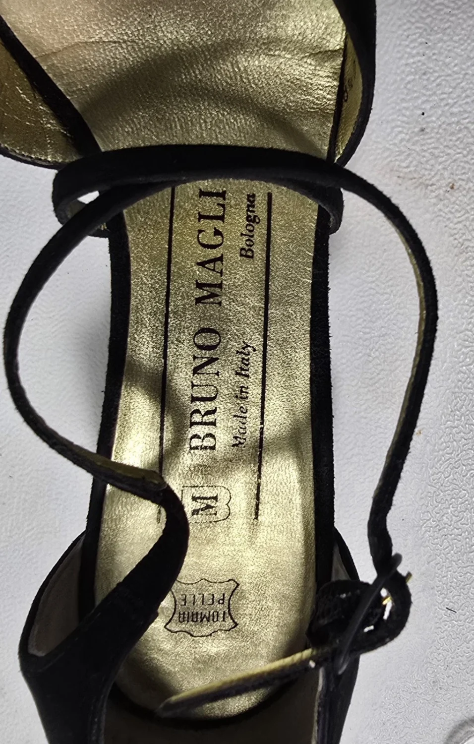 复古 BRUNO MAGLI 女式黑色麂皮绒鞋/鞋交叉带 5-1/2 AA-EUC-