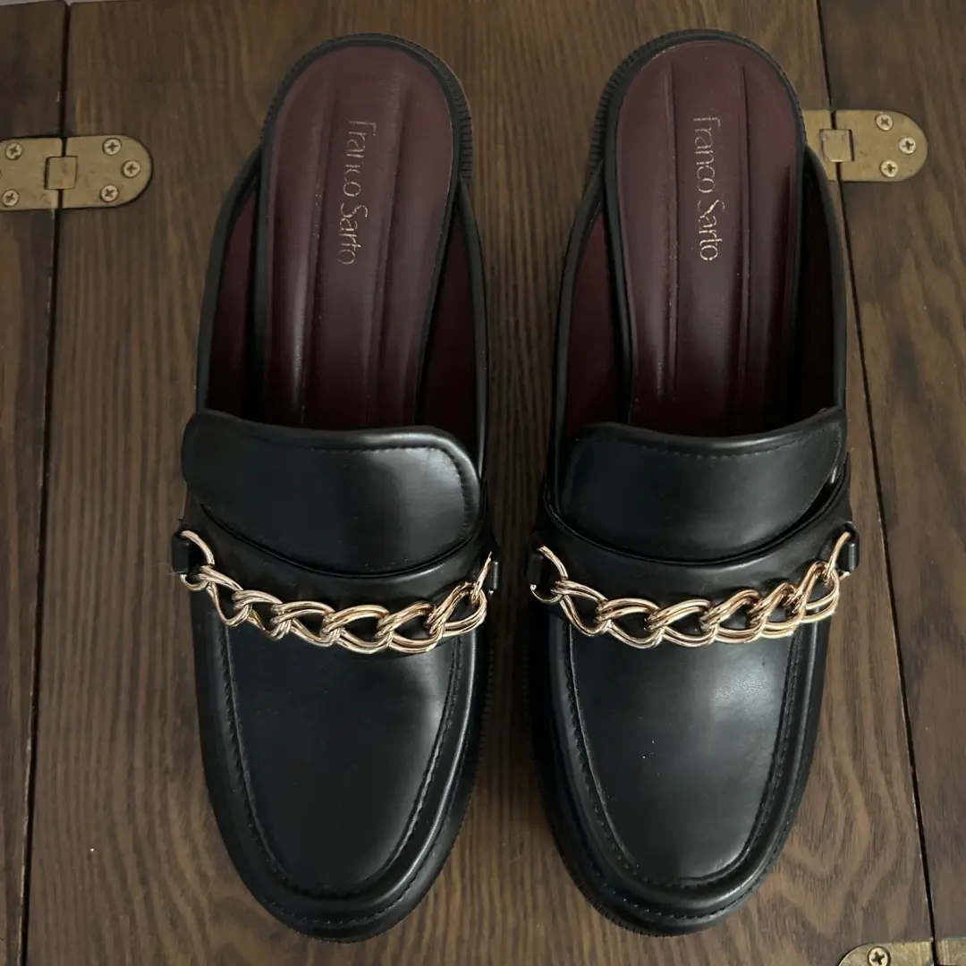 Franco Sarto 女式 9M 码 Katra 黑色厚底木屐金链-