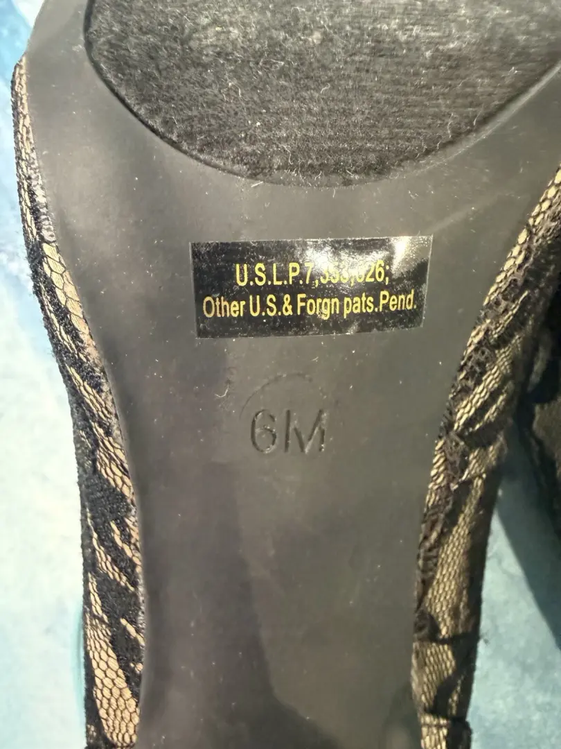 G By Guess 高跟鞋黑色米色网眼蕾丝 6M 码-