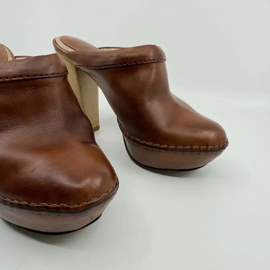 FRYE Natasha Platform Clog 皮革棕褐色骡子女式 5.5 波西米亚干邑嬉皮农民-