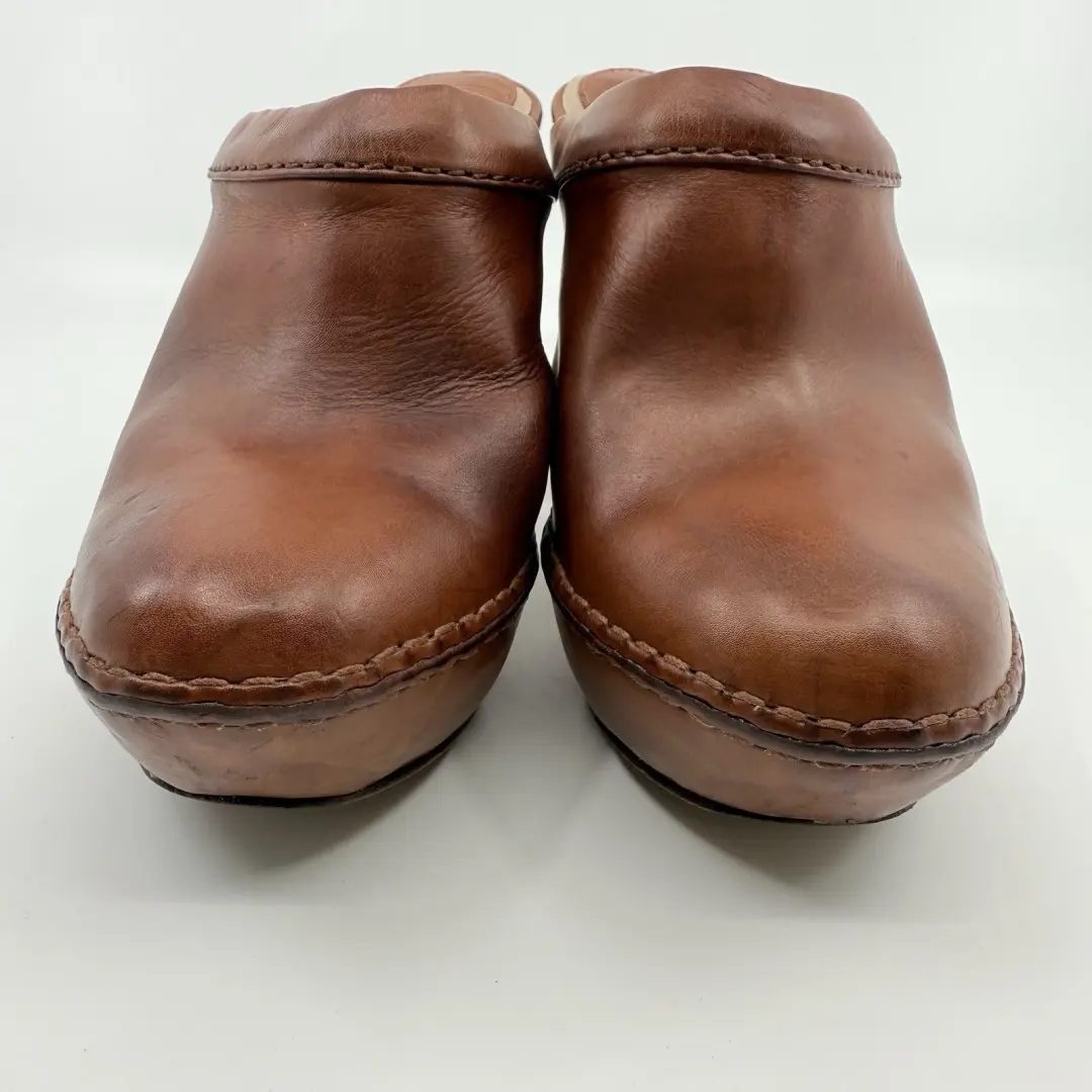 FRYE Natasha Platform Clog 皮革棕褐色骡子女式 5.5 波西米亚干邑嬉皮农民-