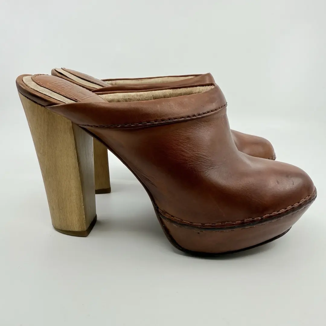 FRYE Natasha Platform Clog 皮革棕褐色骡子女式 5.5 波西米亚干邑嬉皮农民-