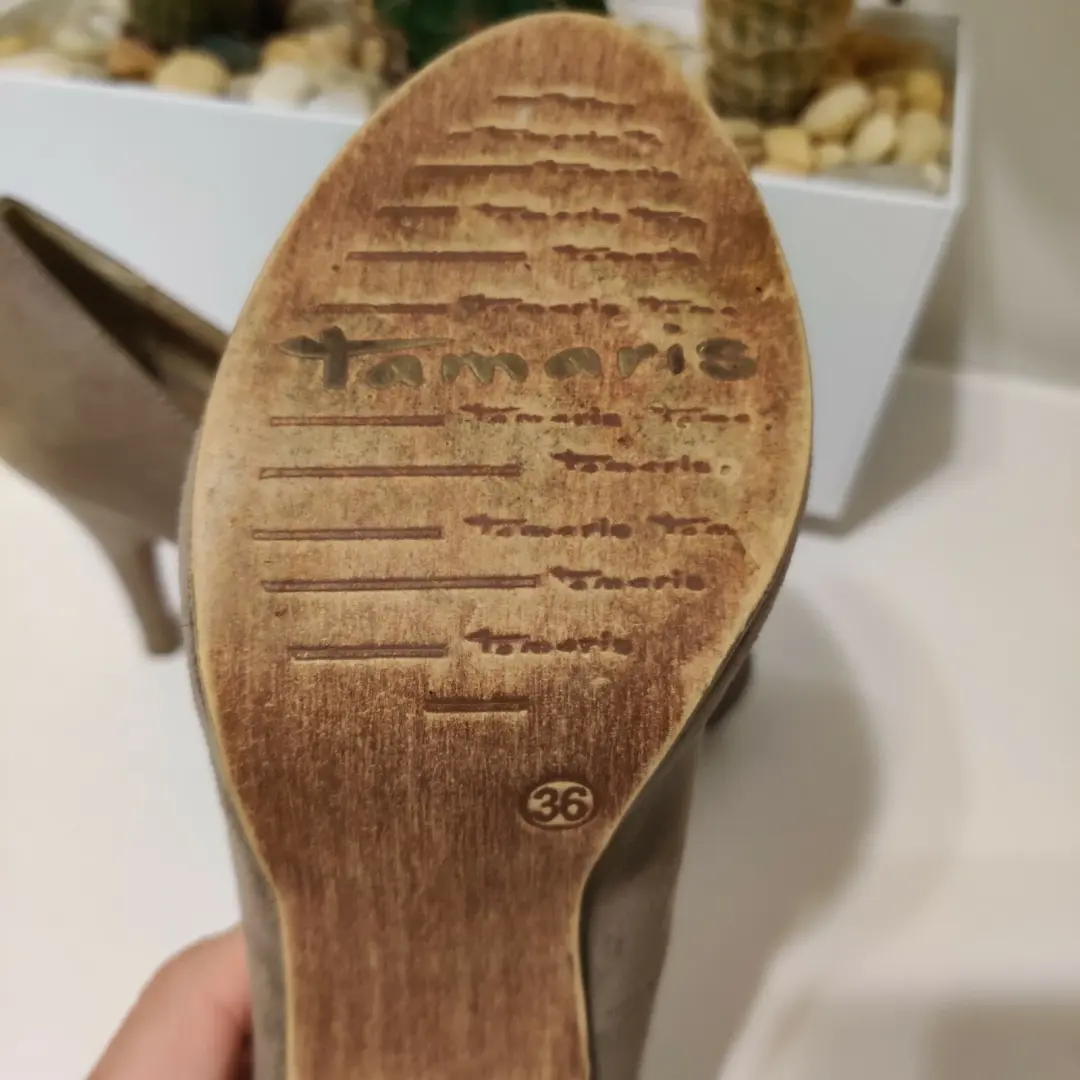 TAMARIS Wortmann KG Taupe 真麂皮绒裸色平台泵 36 欧盟德国制造-